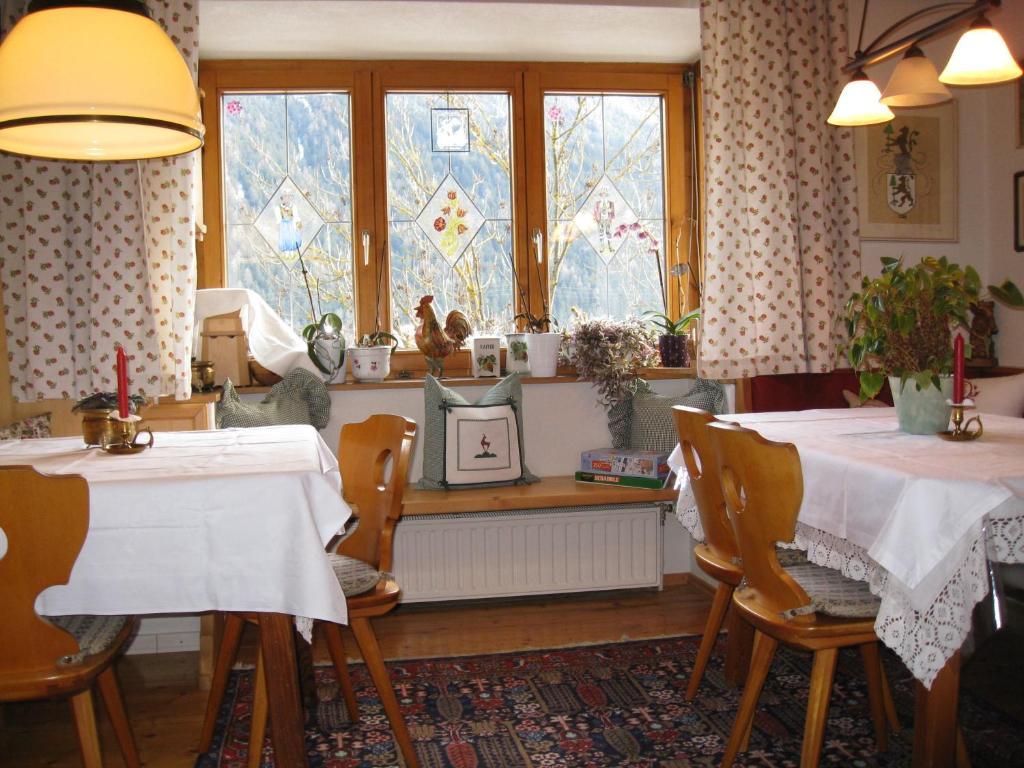 Haus Bergheimat - Familie Oberacher Guest House Fulpmes Exterior photo