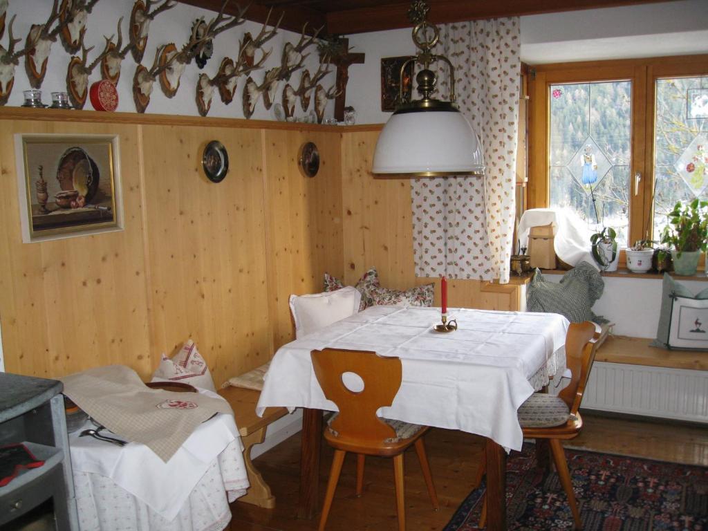 Haus Bergheimat - Familie Oberacher Guest House Fulpmes Exterior photo